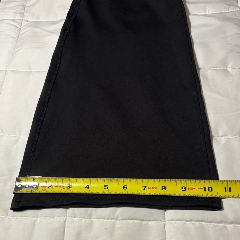 Black Yoga Flare Pants with Pockets and Wide Waistband - Picture 8 of 10